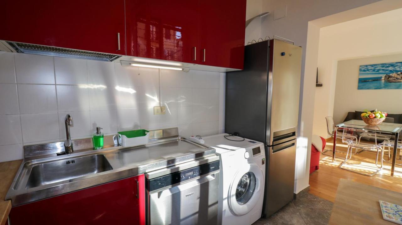 Sole, Terrazza, Centro Citta E Wi-Fi Veloce! Apartment Genoa Ngoại thất bức ảnh