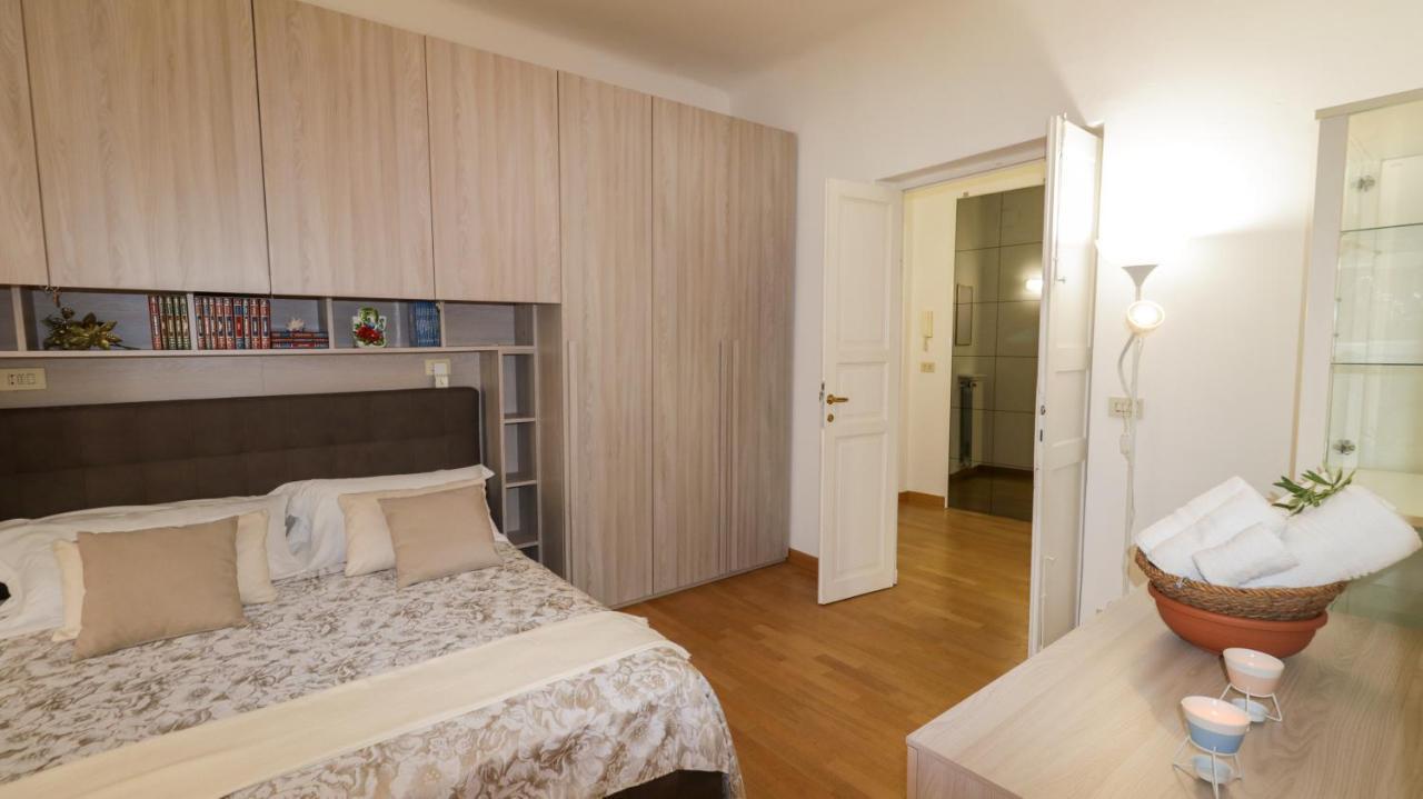 Sole, Terrazza, Centro Citta E Wi-Fi Veloce! Apartment Genoa Ngoại thất bức ảnh