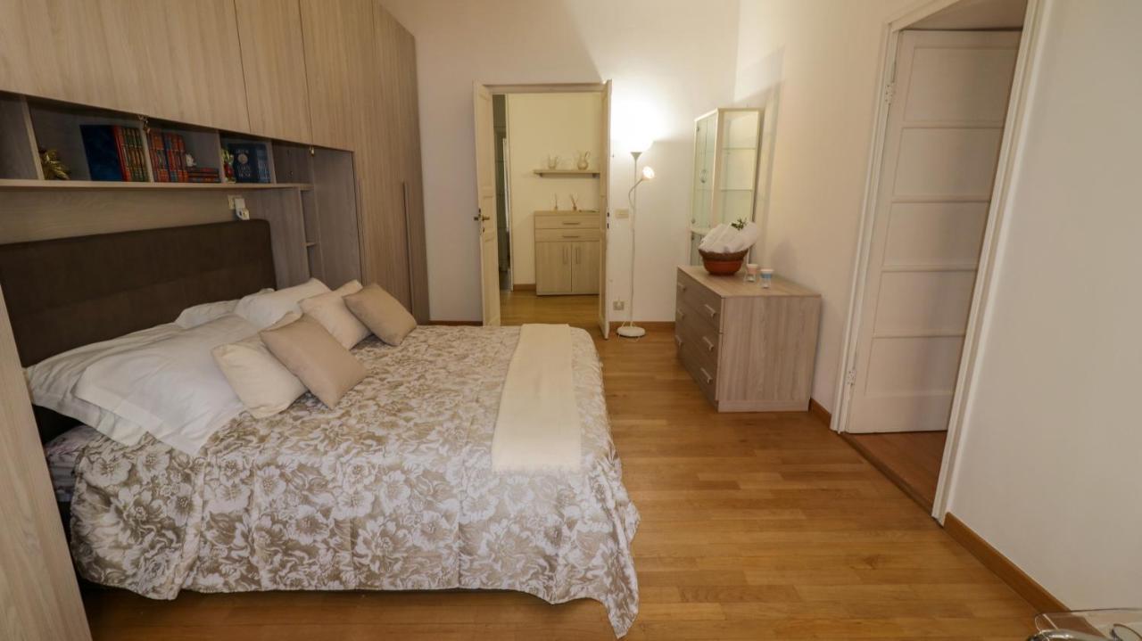 Sole, Terrazza, Centro Citta E Wi-Fi Veloce! Apartment Genoa Ngoại thất bức ảnh