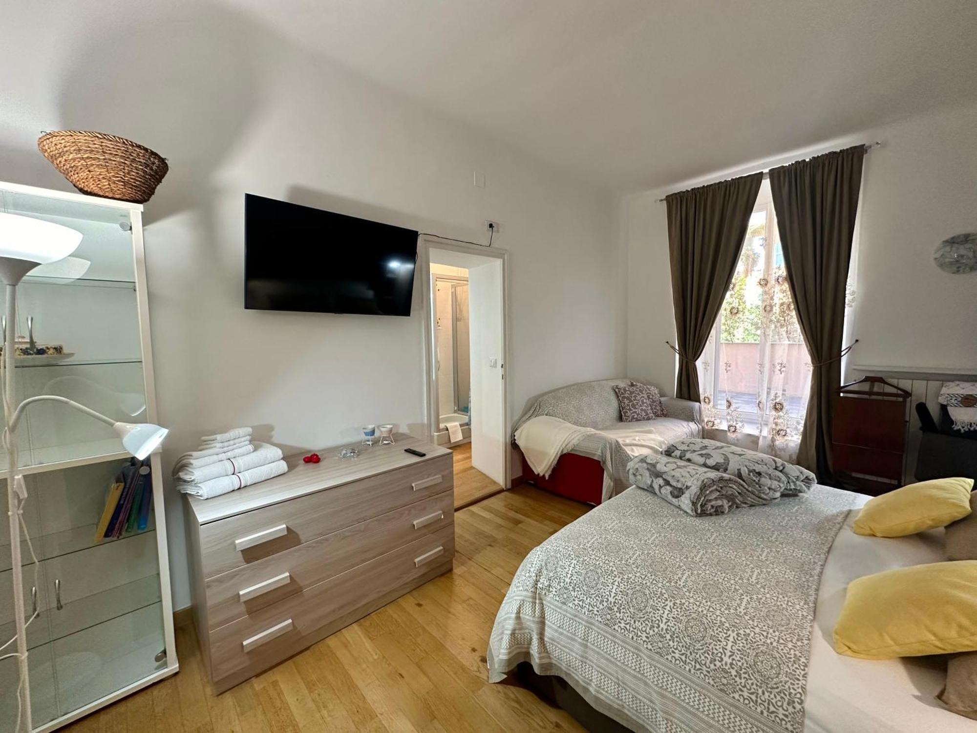 Sole, Terrazza, Centro Citta E Wi-Fi Veloce! Apartment Genoa Ngoại thất bức ảnh