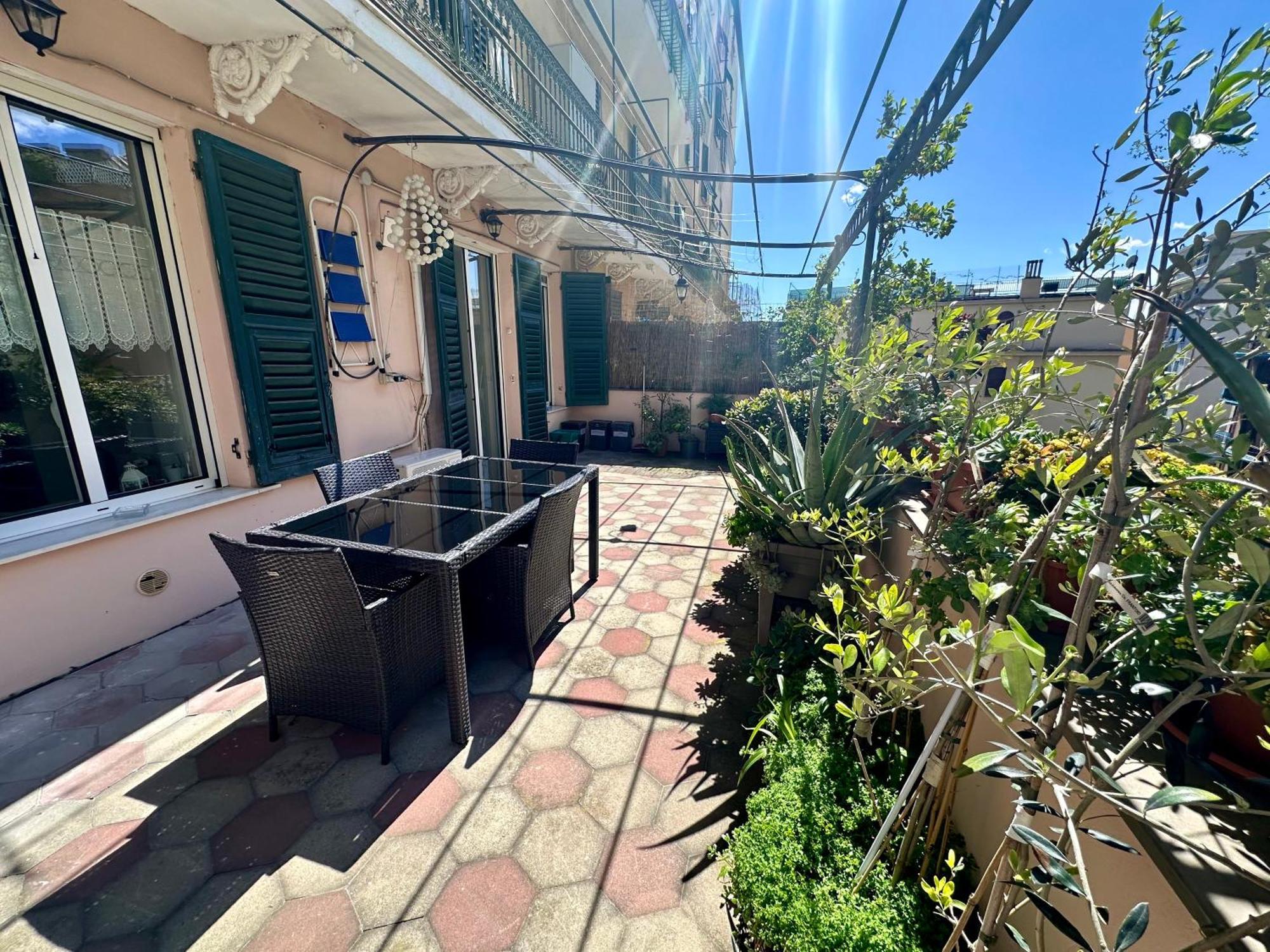 Sole, Terrazza, Centro Citta E Wi-Fi Veloce! Apartment Genoa Ngoại thất bức ảnh