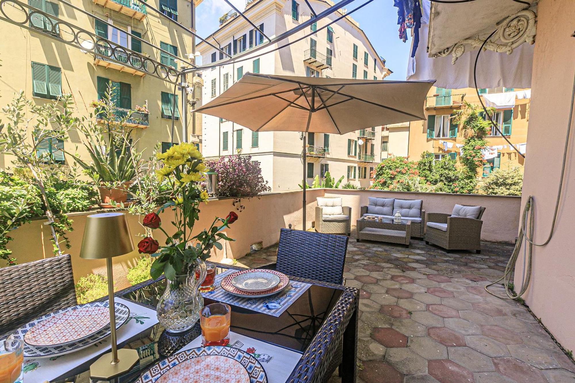Sole, Terrazza, Centro Citta E Wi-Fi Veloce! Apartment Genoa Ngoại thất bức ảnh